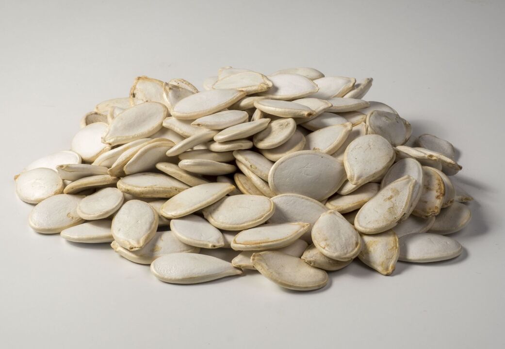 I semi di zucca freschi contengono arginina, che aiuta a prolungare l'erezione